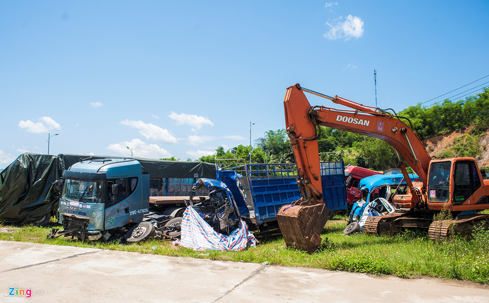 Nghĩa địa xe gặp nạn ở dốc Cun